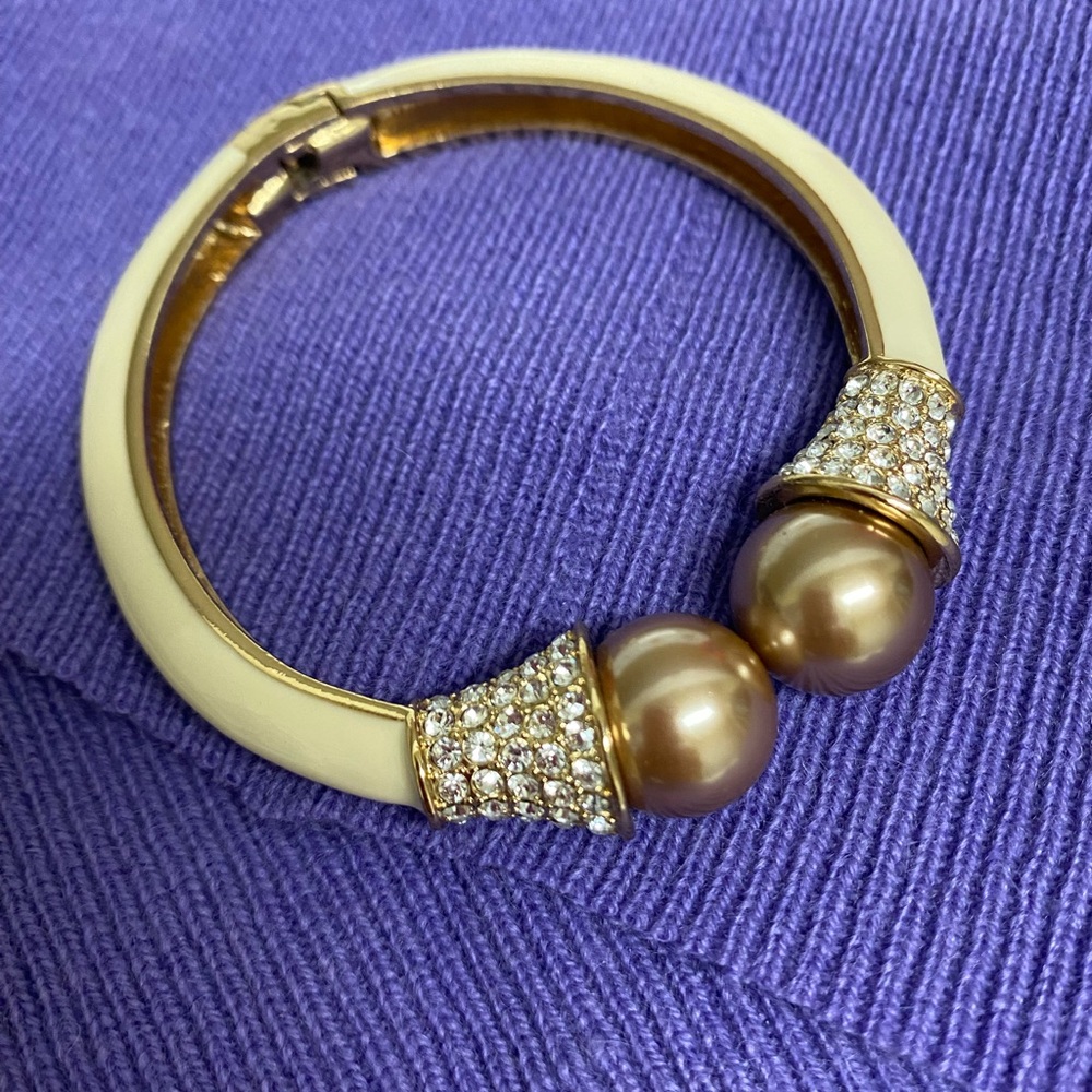 ❤️Kate Spade Enamel Hinged Cuff Bracelet